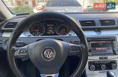 Купе Volkswagen CC / Passat CC 2011 в Львове