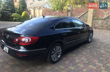 Купе Volkswagen CC / Passat CC 2011 в Львове