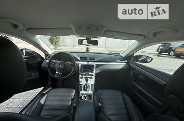 Купе Volkswagen CC / Passat CC 2013 в Киеве