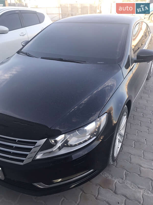 Купе Volkswagen CC / Passat CC 2012 в Боярке