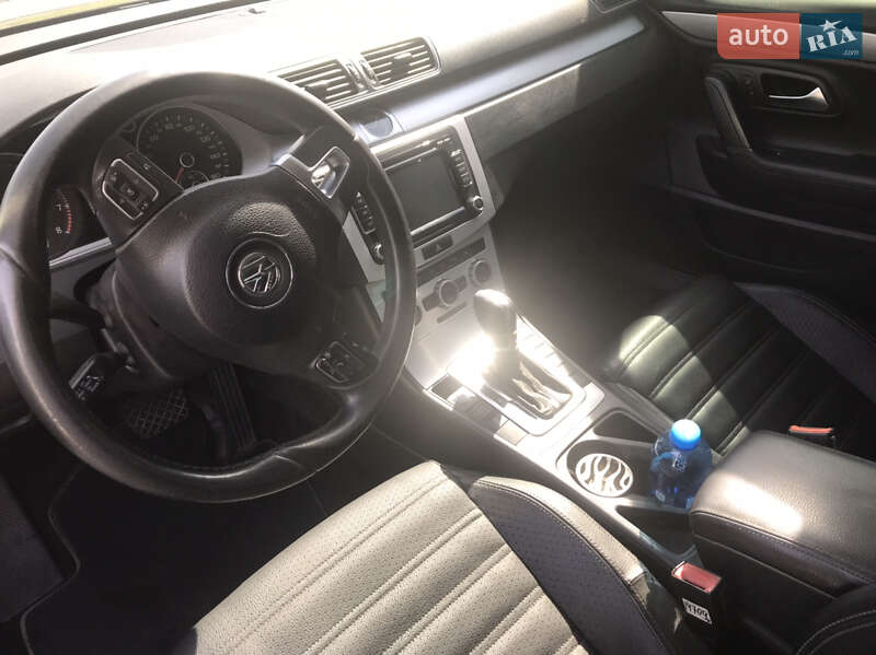 Купе Volkswagen CC / Passat CC 2012 в Боярке