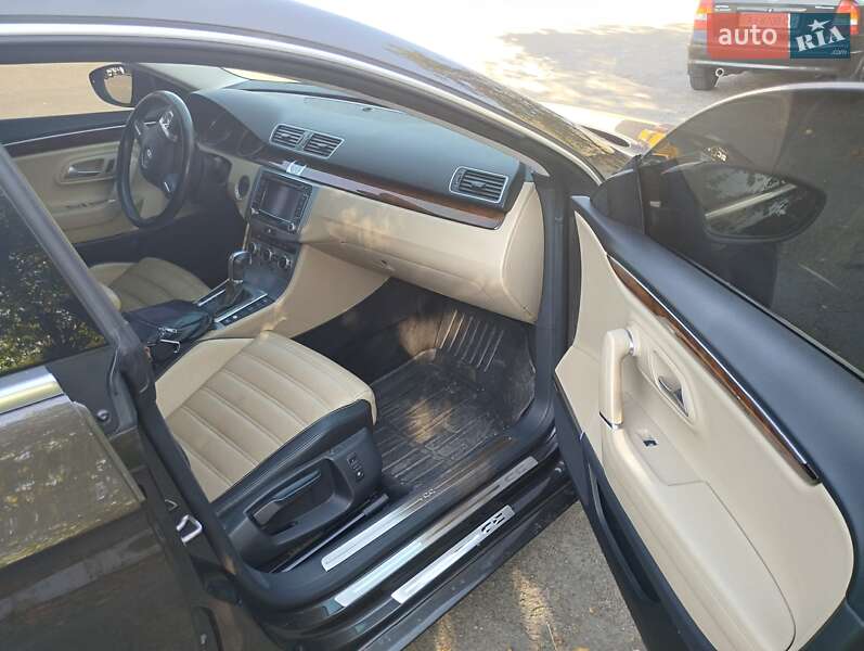 Купе Volkswagen CC / Passat CC 2013 в Киеве фото 11 Купе Volkswagen CC / Passat CC 2013 в Киеве