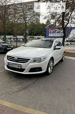 Купе Volkswagen CC / Passat CC 2011 в Киеве