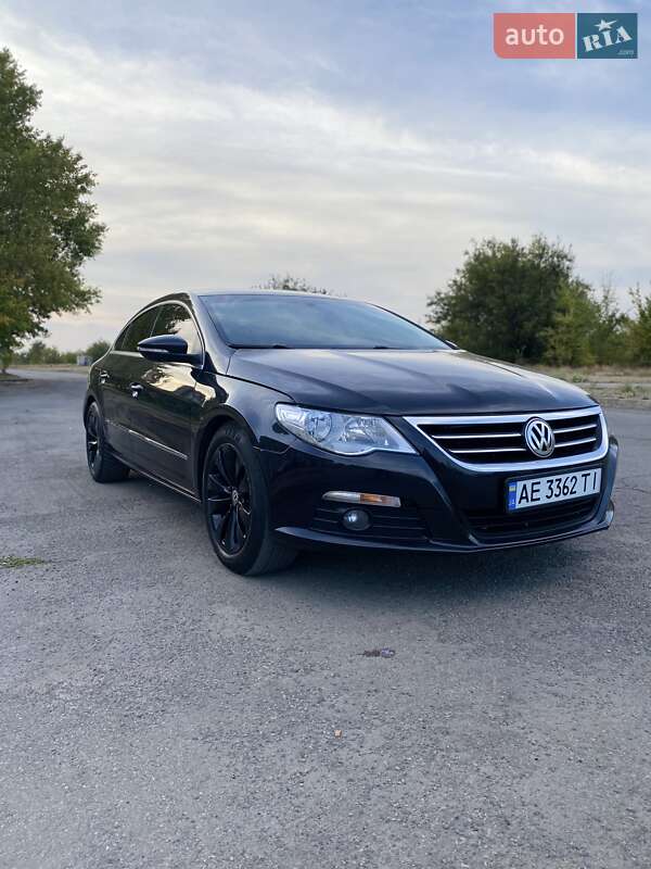 Купе Volkswagen CC / Passat CC 2010 в Вольногорске