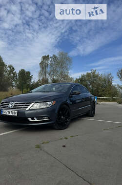 Купе Volkswagen CC / Passat CC 2012 в Киеве