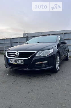 Купе Volkswagen CC / Passat CC 2009 в Львові