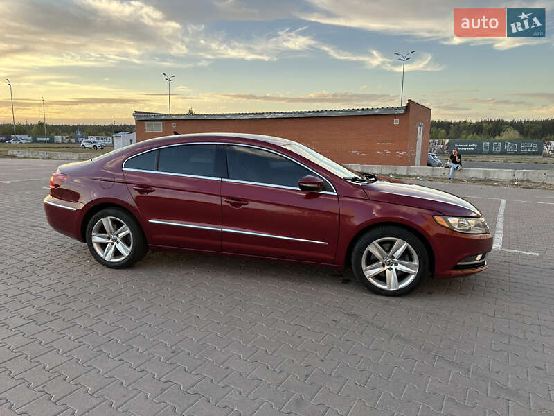 Купе Volkswagen CC / Passat CC 2013 в Києві