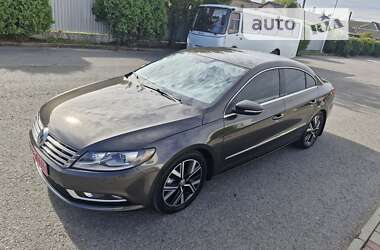 Купе Volkswagen CC / Passat CC 2014 в Ужгороде