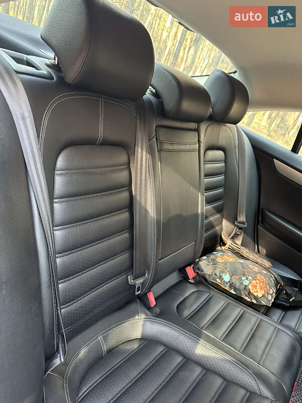 Купе Volkswagen CC / Passat CC 2012 в Ахтырке