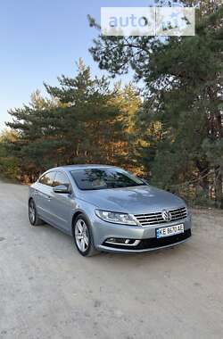 Купе Volkswagen CC / Passat CC 2013 в Дніпрі