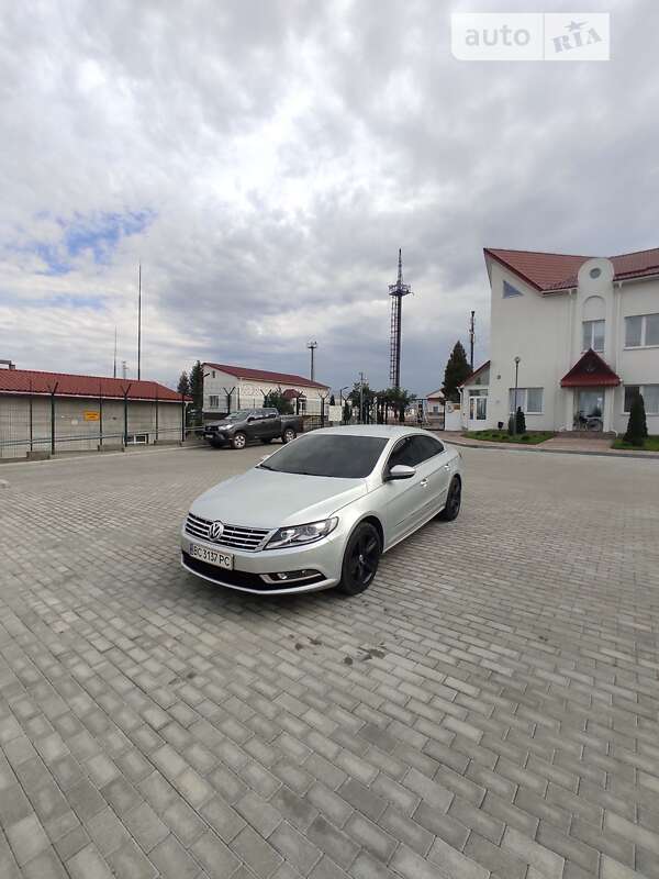 Купе Volkswagen CC / Passat CC 2012 в Івано-Франківську