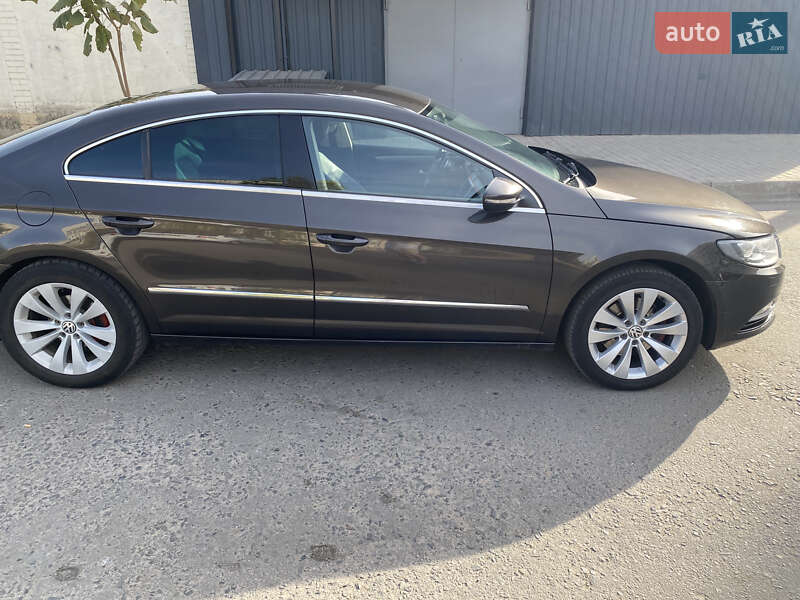 Купе Volkswagen CC / Passat CC 2016 в Полтаве