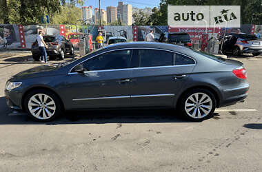 Купе Volkswagen CC / Passat CC 2011 в 