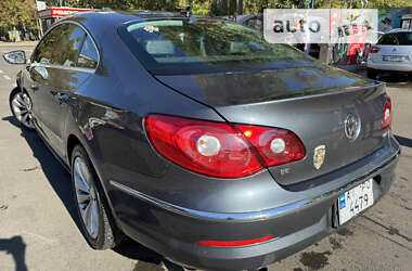 Купе Volkswagen CC / Passat CC 2011 в 