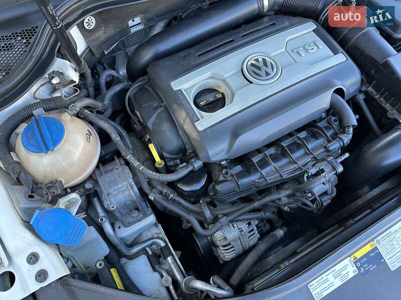 Купе Volkswagen CC / Passat CC 2013 в Житомире