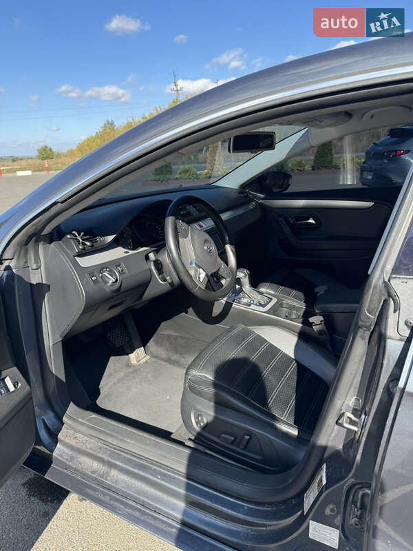 Купе Volkswagen CC / Passat CC 2010 в Голованевске
