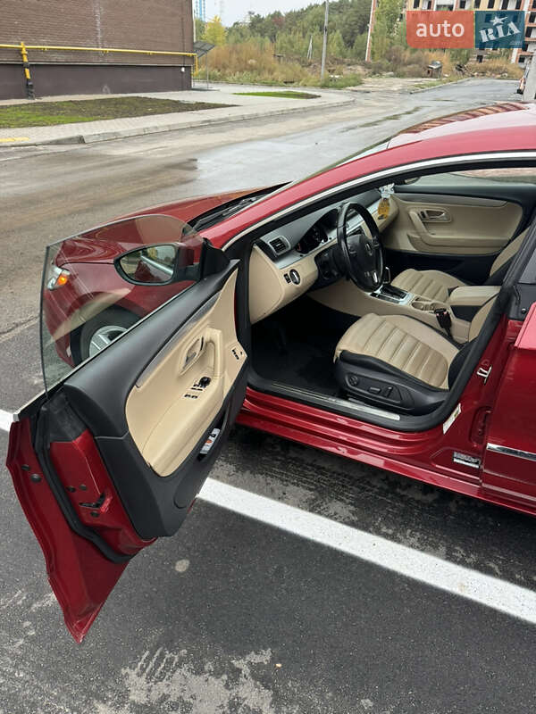 Купе Volkswagen CC / Passat CC 2013 в Чернигове