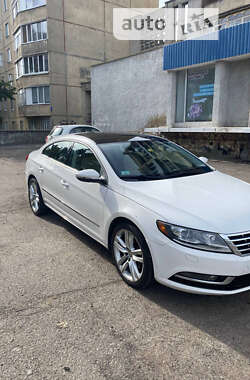 Купе Volkswagen CC / Passat CC 2012 в Луцьку