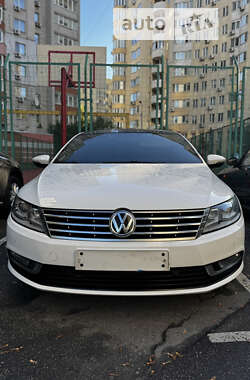 Купе Volkswagen CC / Passat CC 2014 в Києві