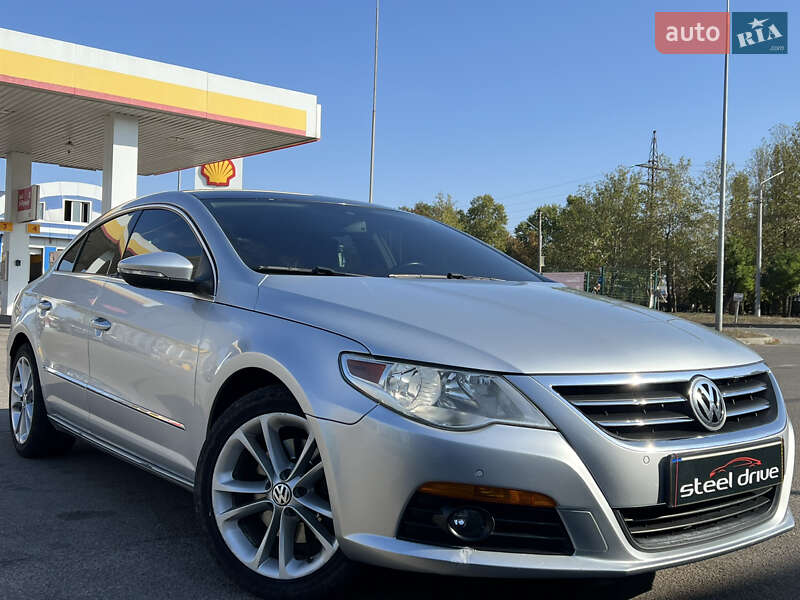 Купе Volkswagen CC / Passat CC 2008 в 