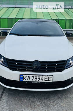 Купе Volkswagen CC / Passat CC 2012 в Киеве