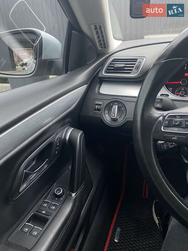 Купе Volkswagen CC / Passat CC 2011 в Шептицькому