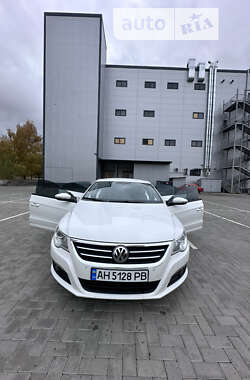 Купе Volkswagen CC / Passat CC 2011 в Краматорську