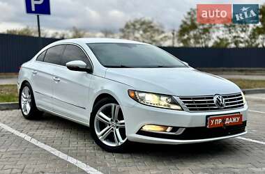 Купе Volkswagen CC / Passat CC 2015 в Днепре