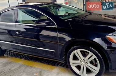 Купе Volkswagen CC / Passat CC 2012 в Черновцах