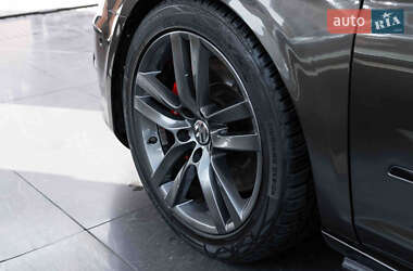 Купе Volkswagen CC / Passat CC 2013 в 