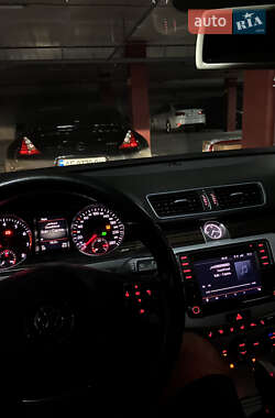 Купе Volkswagen CC / Passat CC 2012 в 