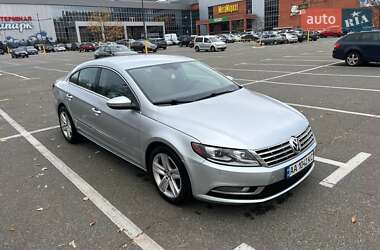 Купе Volkswagen CC / Passat CC 2013 в Києві