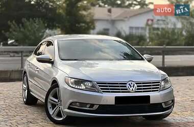 Купе Volkswagen CC / Passat CC 2012 в Татарбунарах