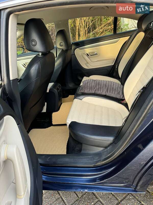 Купе Volkswagen CC / Passat CC 2011 в Харькове