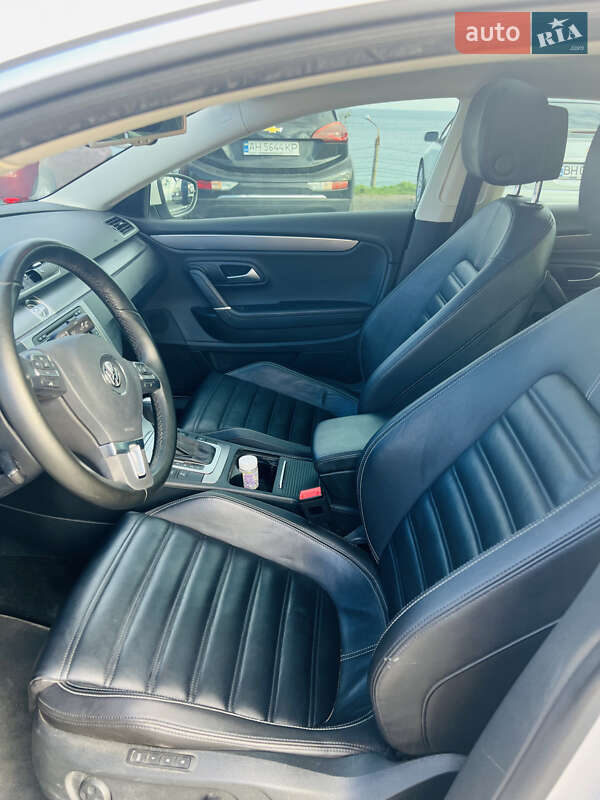 Купе Volkswagen CC / Passat CC 2014 в Одесі