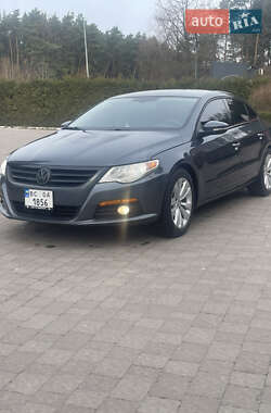 Купе Volkswagen CC / Passat CC 2009 в Львове