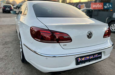 Купе Volkswagen CC / Passat CC 2012 в Киеве