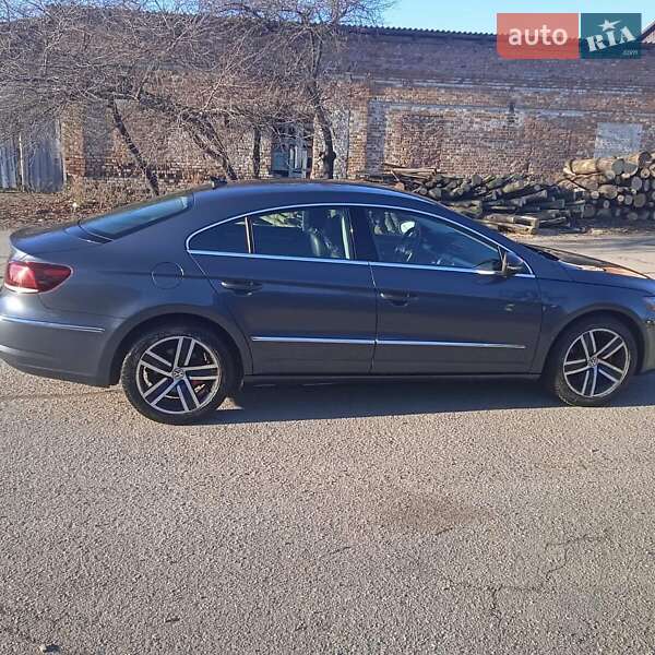 Купе Volkswagen CC / Passat CC 2014 в Львове