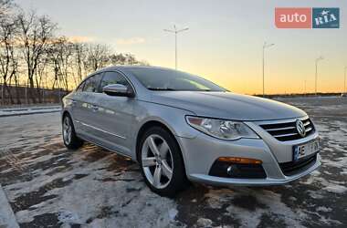 Купе Volkswagen CC / Passat CC 2011 в 
