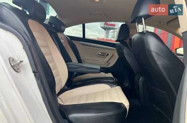 Купе Volkswagen CC / Passat CC 2010 в 