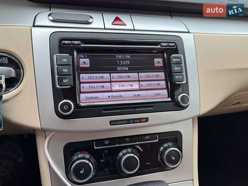 Купе Volkswagen CC / Passat CC 2010 в Киеве