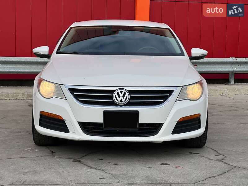 Купе Volkswagen CC / Passat CC 2010 в Киеве