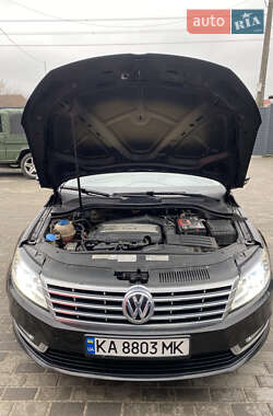 Купе Volkswagen CC / Passat CC 2012 в Киеве