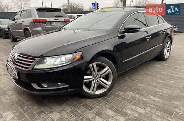 Купе Volkswagen CC / Passat CC 2012 в Киеве