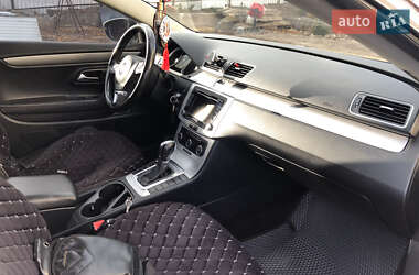 Купе Volkswagen CC / Passat CC 2011 в 