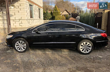 Купе Volkswagen CC / Passat CC 2011 в 