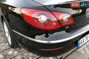 Купе Volkswagen CC / Passat CC 2011 в 
