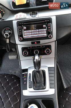 Купе Volkswagen CC / Passat CC 2011 в 