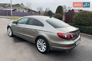 Купе Volkswagen CC / Passat CC 2010 в Могилев-Подольске