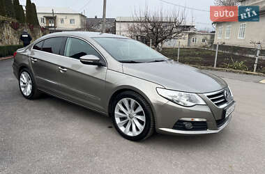 Купе Volkswagen CC / Passat CC 2010 в Могилев-Подольске